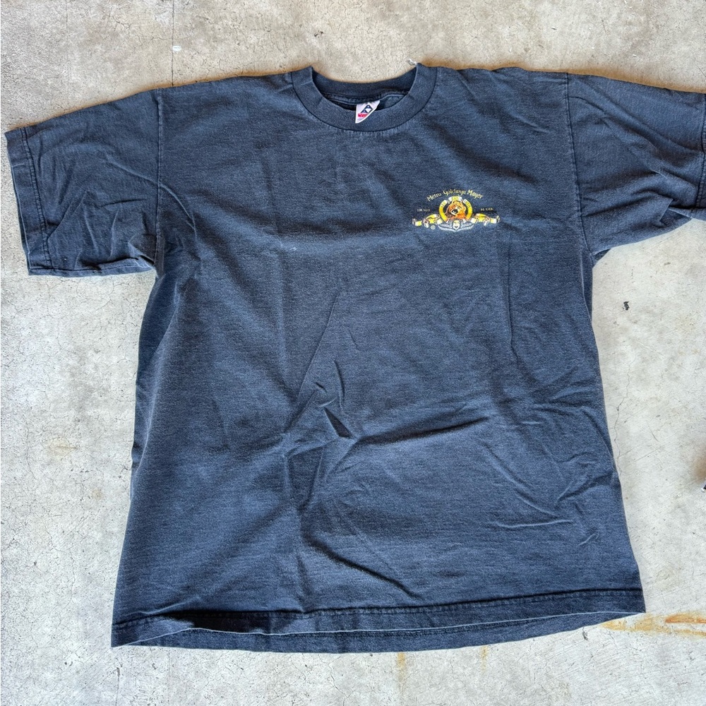 VTG XL METRO GOLDWYN MAYER T-SHIRT MGM EUC